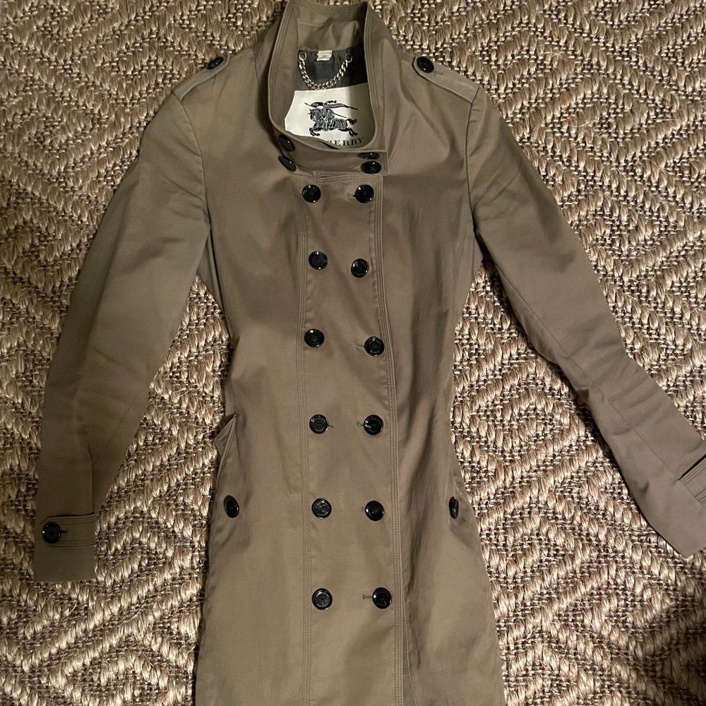 Burberry Trench Coat, Size 2 Women's